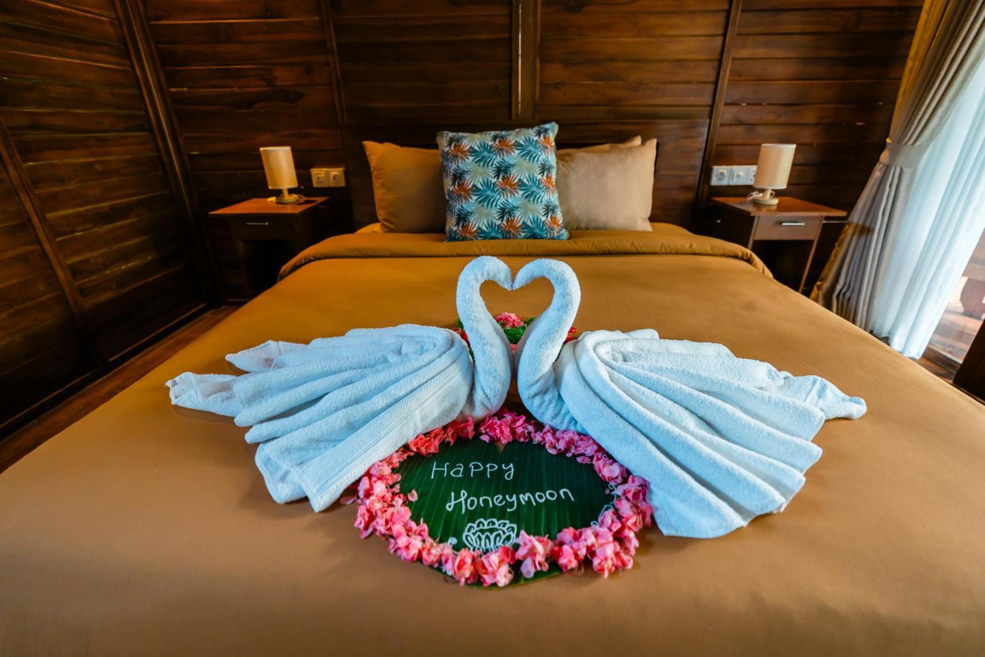 Ngesil Private Joglo & Pool Hotel Ubud  Ngoại thất bức ảnh