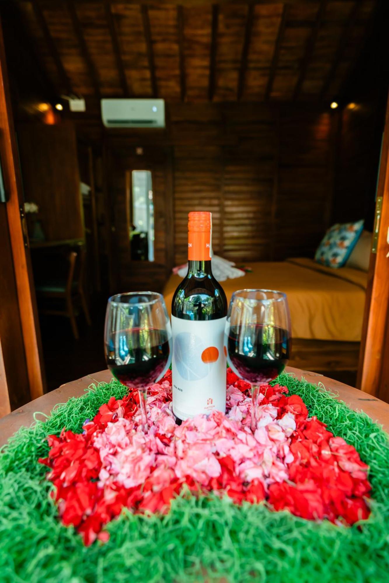 Ngesil Private Joglo & Pool Hotel Ubud  Ngoại thất bức ảnh