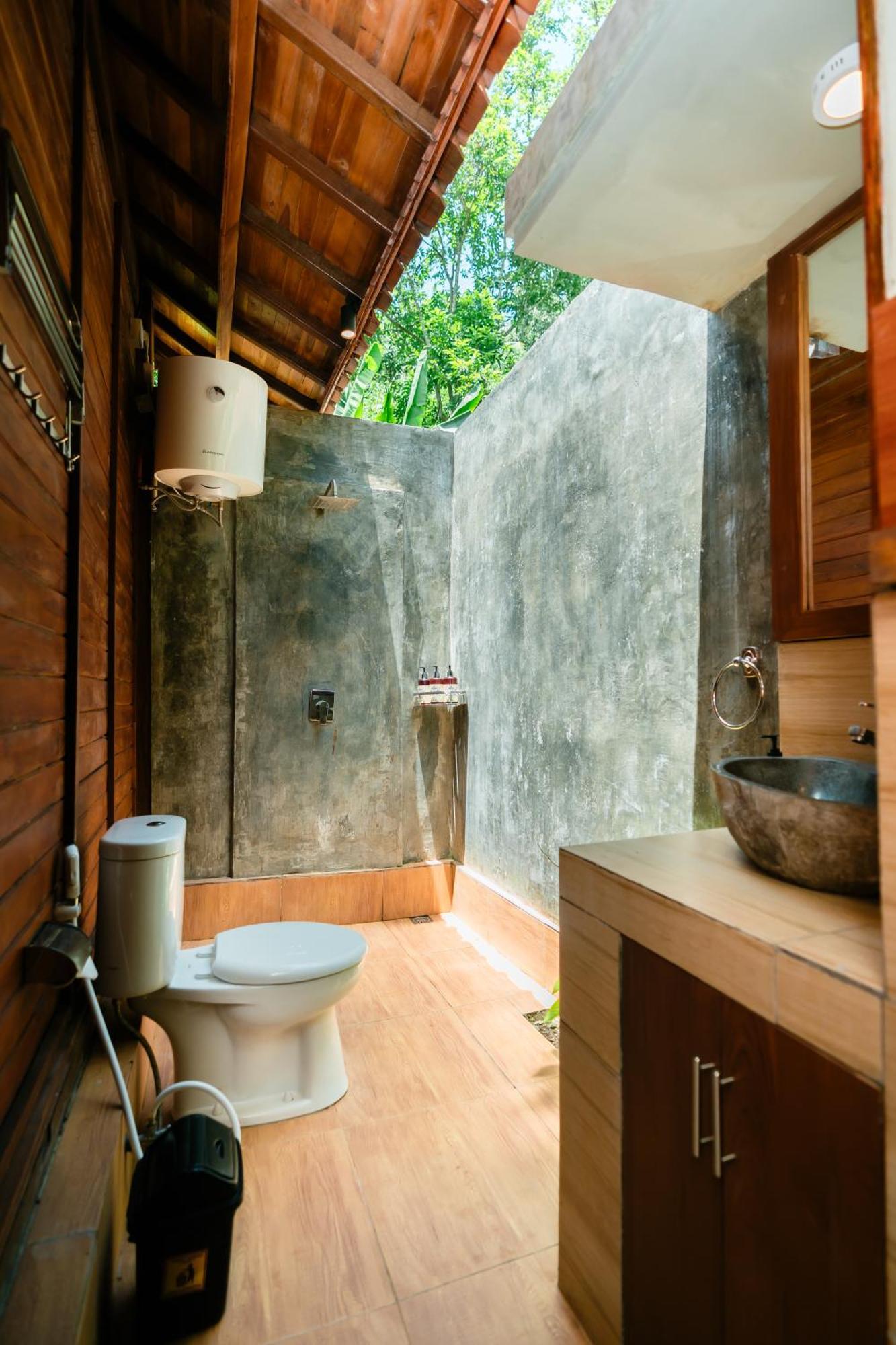 Ngesil Private Joglo & Pool Hotel Ubud  Ngoại thất bức ảnh